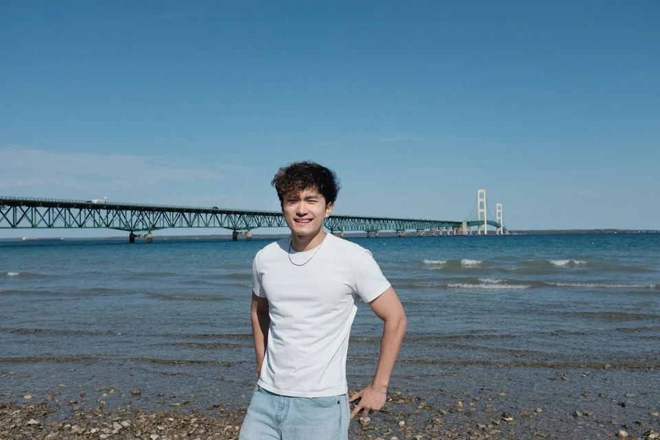 Zuchen Li by the Mackinac Bridge